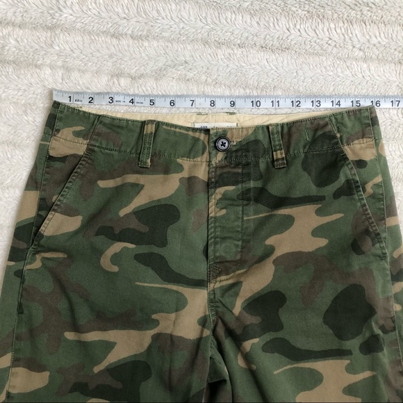 Madewell Cropped Rivington Camo Trousers - Picture 6 of 16